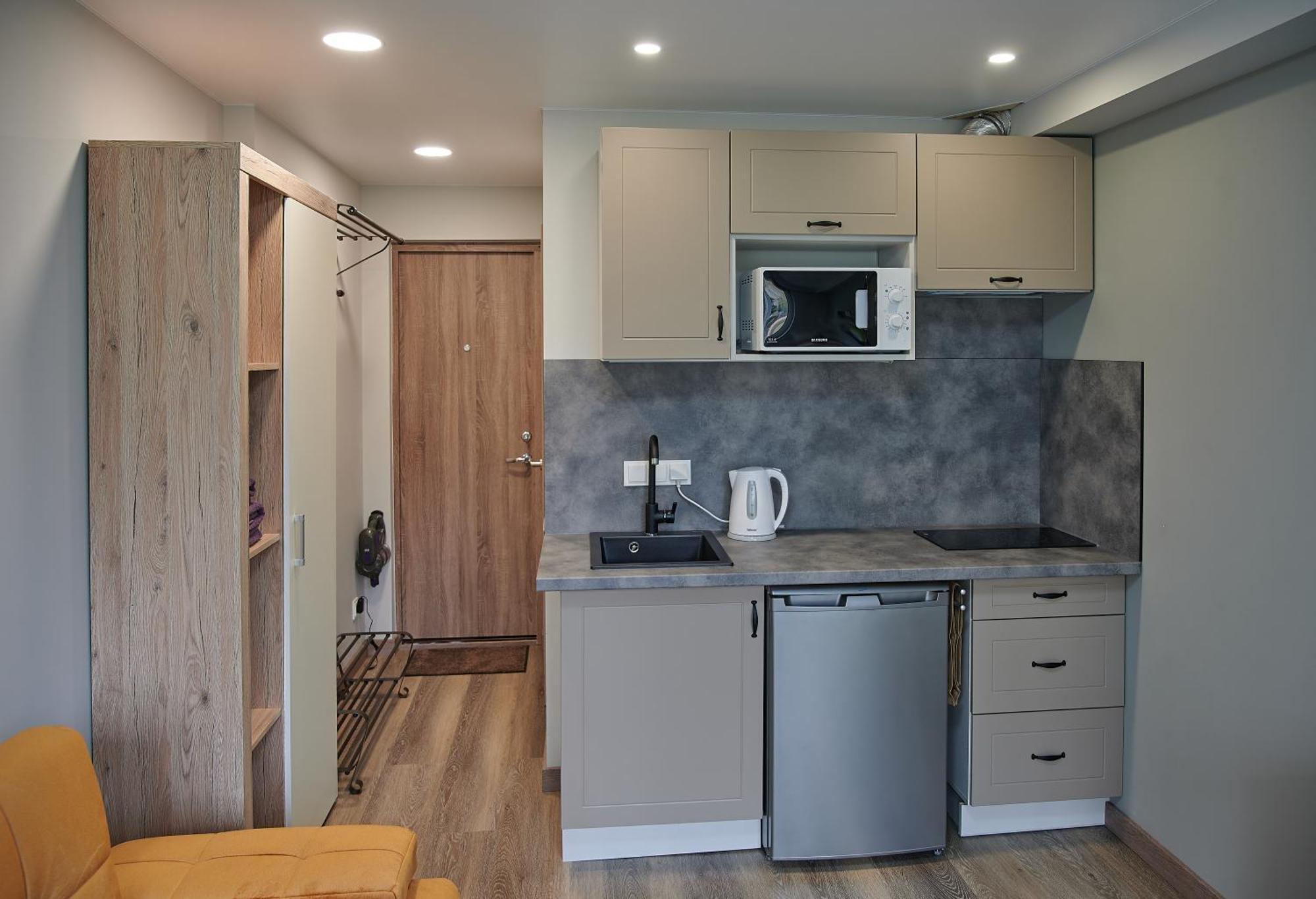 Studio Cozy Visit, Balcony, 24H Self Check-In, First Floor, Great Location Kaunas Bagian luar foto